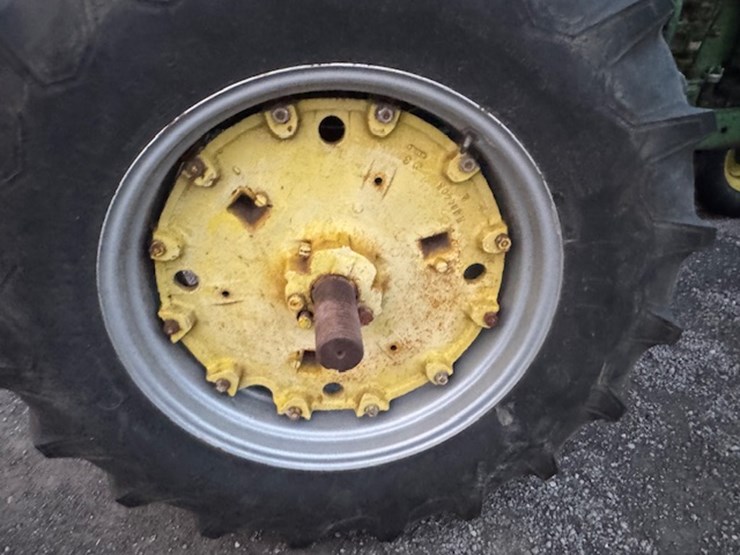 john-deere-4020-image-13