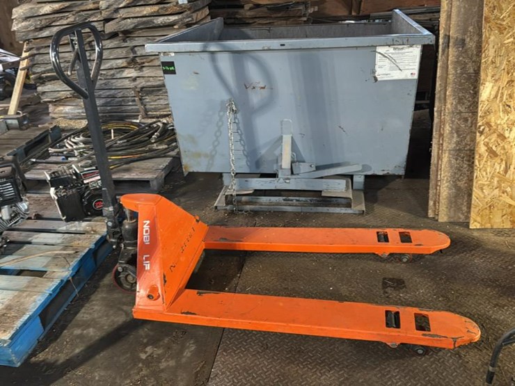 #172-•-pallet-jack-image-2