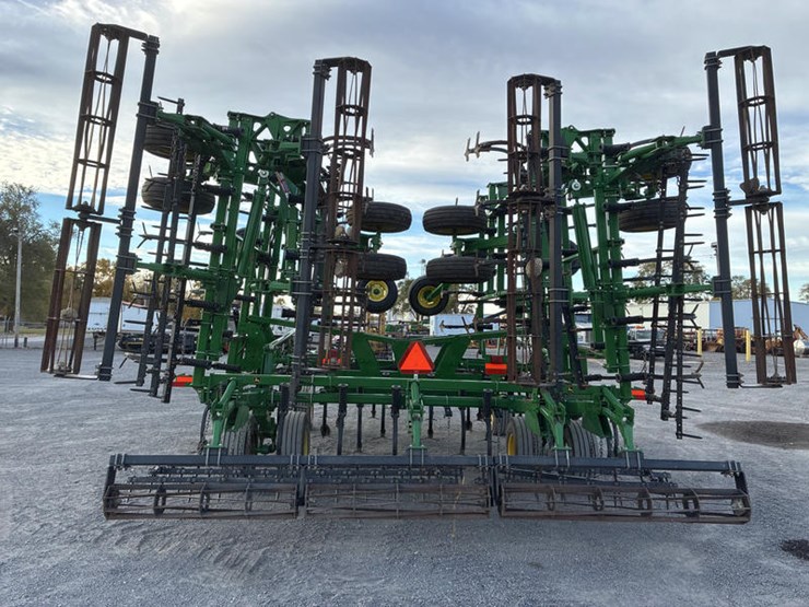 john-deere-2210-image-7