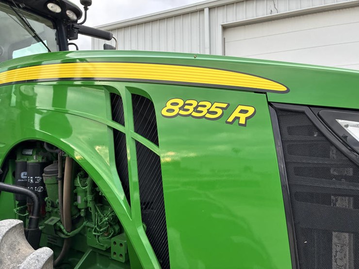 john-deere-8335r-image-18
