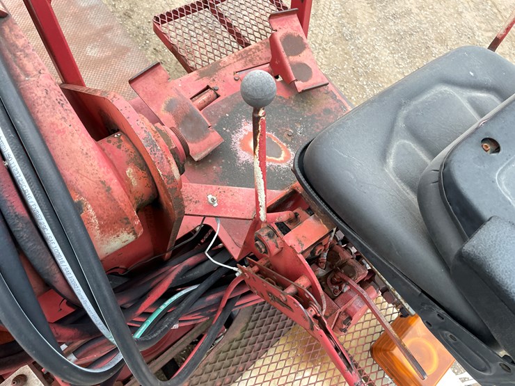 #1134-•-1993-ford-sheetrock-boom-truck-(has-mn-title)-image-32