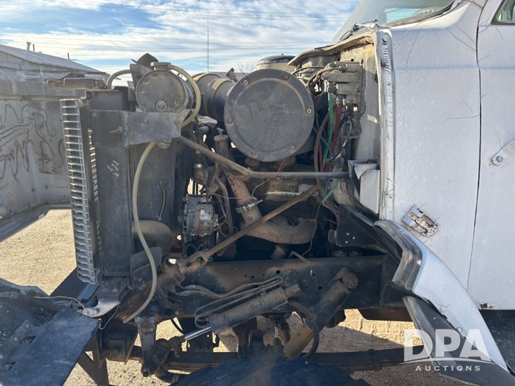 1981-new-leader-l2020-image-51