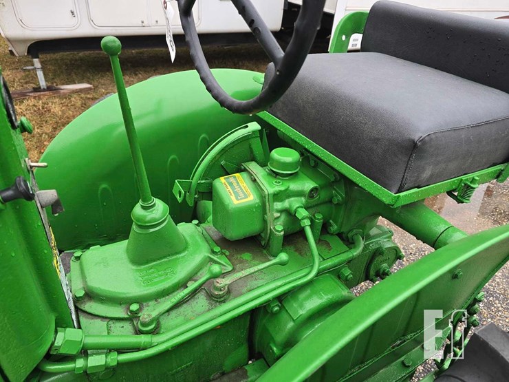 john-deere-m-image-14