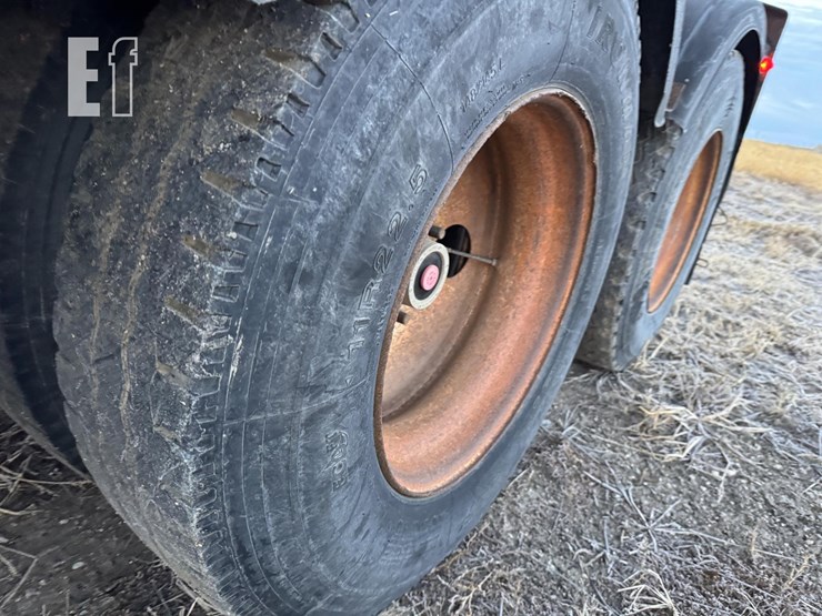 2011-sidump'r-side-dump-image-32