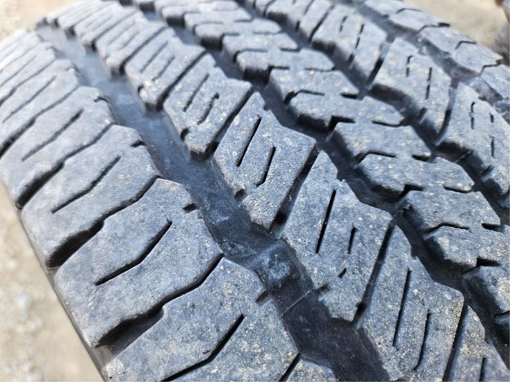 massey-ferguson-240-image-67