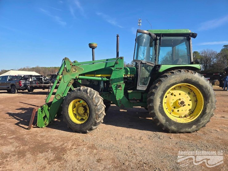 john-deere-3155-image-9