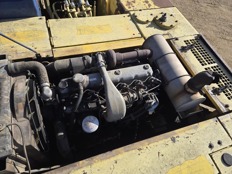 kobelco-sk220-lc-image-28