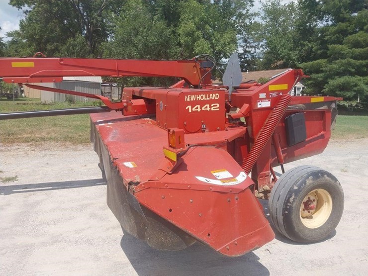 new-holland-1442-image-7