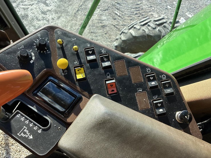 john-deere-9600-image-103