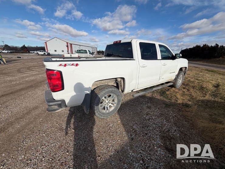 2017-chevrolet-1500-image-7
