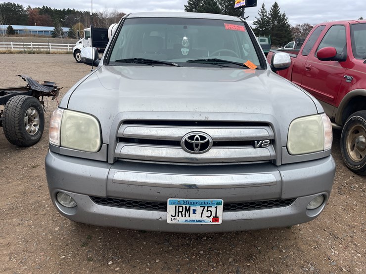 toyota-tundra-image-2