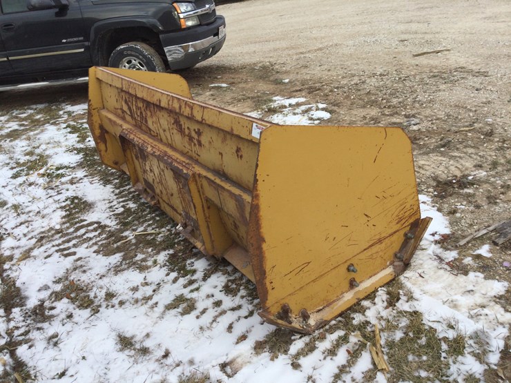 #4577-•-quick-attach-snow-pusher-image-2