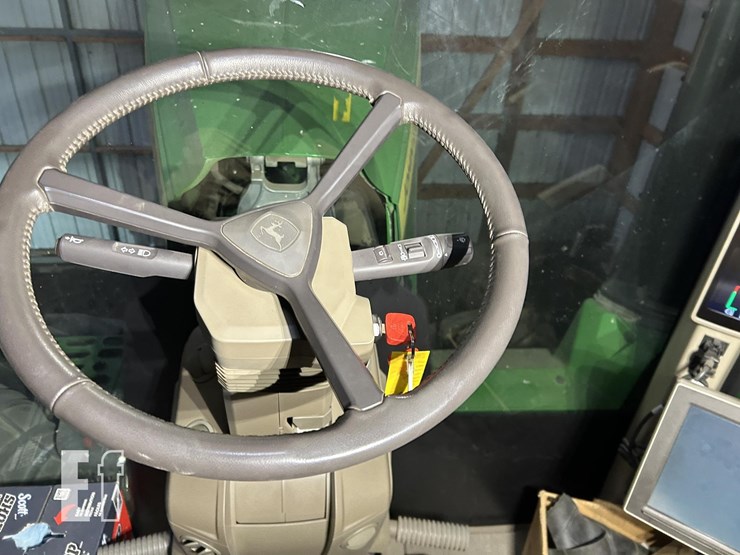 2022-john-deere-9r-590-image-54