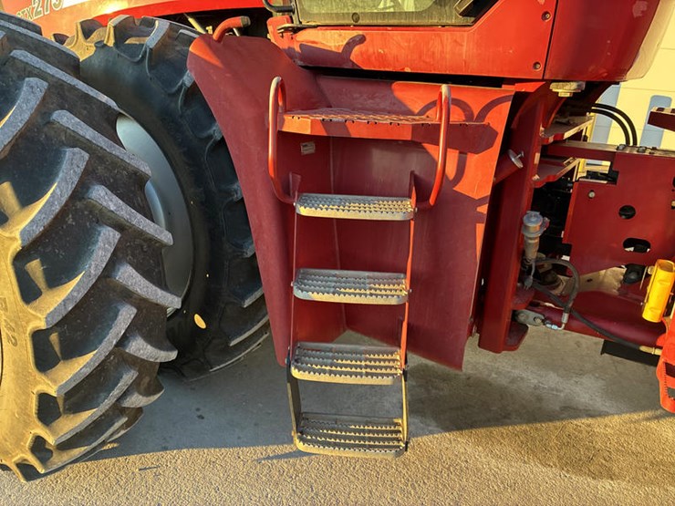 case-ih-275-image-36