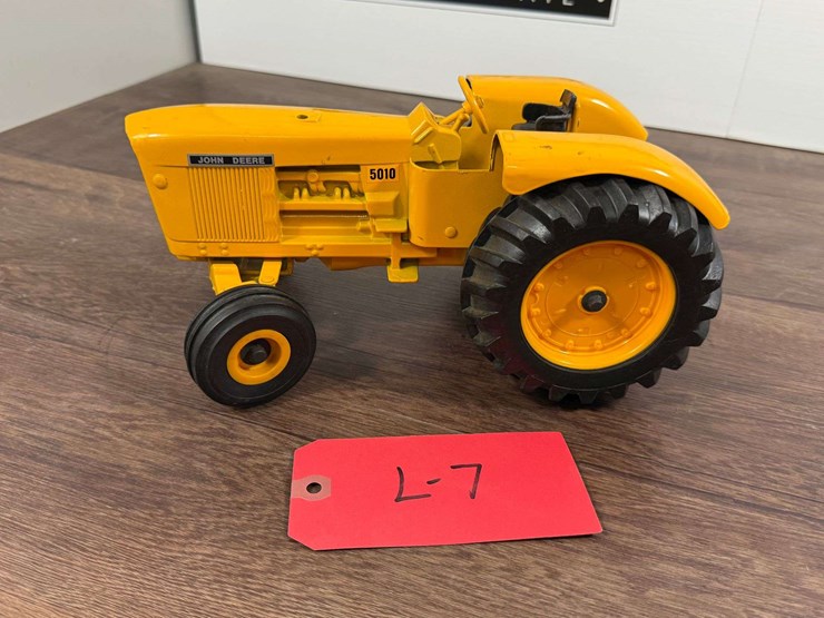 john-deere-5010-image-1