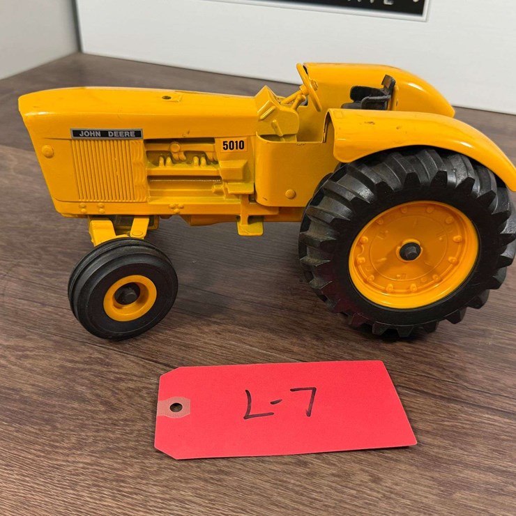 JOHN DEERE 5010