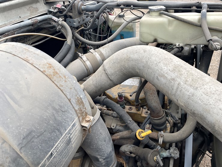 ford-lt9000-image-50