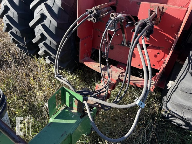 john-deere-1850-image-21