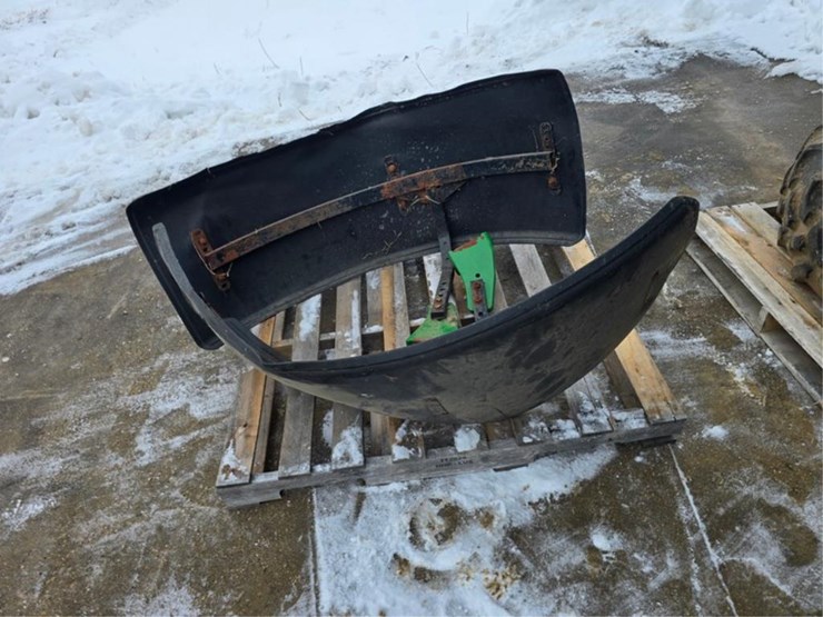 john-deere-7520-image-3