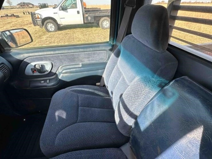 1995-chevrolet-2500-image-26