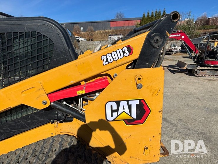 2024-caterpillar-289d3-image-27