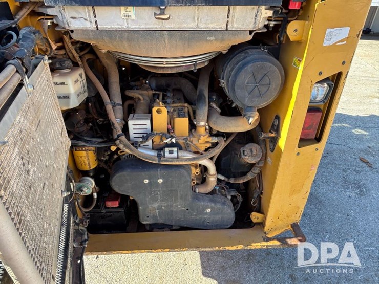 2024-caterpillar-289d3-image-31