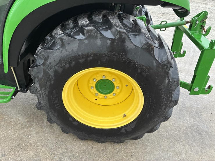 john-deere-3033r-image-46