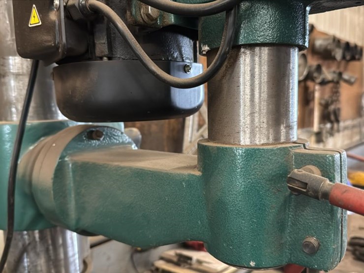 #173-•-grizzly-drill-press*-image-10