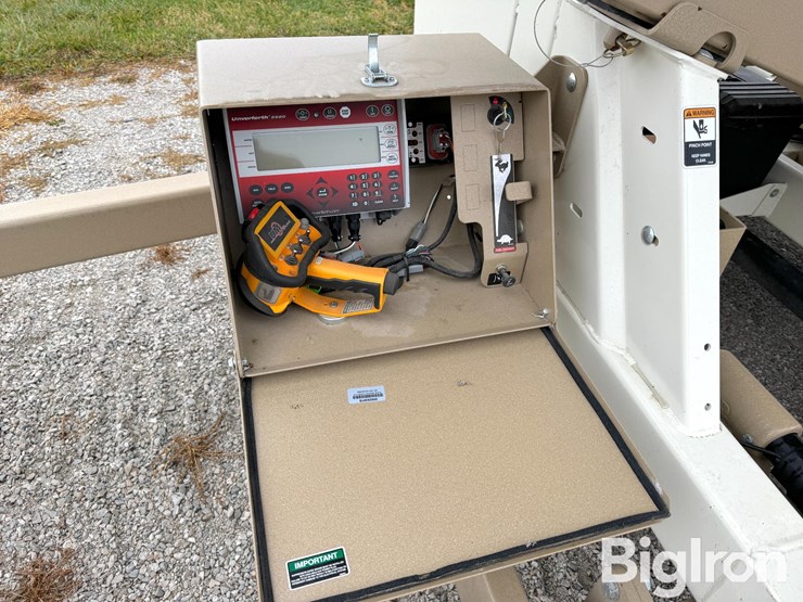 2023-unverferth-2755-seed-tender-image-11