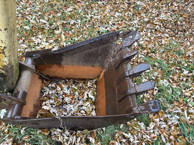 case-ck680-backhoe-tractor,-gas,-80”-bucket,-24”-hoe-bucket,-last-ran-2-years-ago-image-18