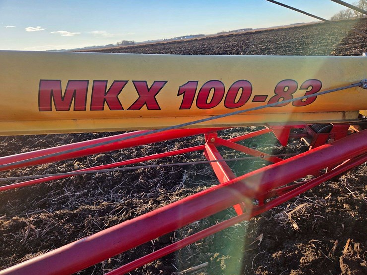 westfield-10”-x-83’-auger-with-swing-hopper,-16”-tires,-works-good,-used-fall-of-‘25-image-20