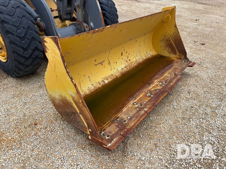 2007-deere-444j-image-16