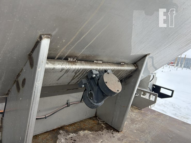 2008-ford-f550-xl-image-33