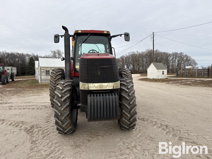 case-ih-magnum-215-image-2