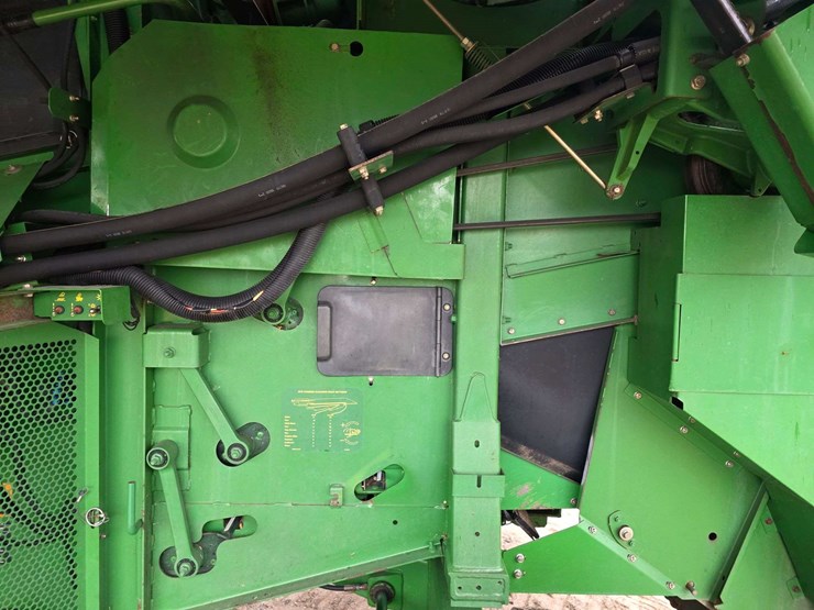 2000-john-deere-9650-sts-image-44