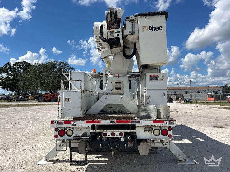 2013-international-workstar-7400-image-35