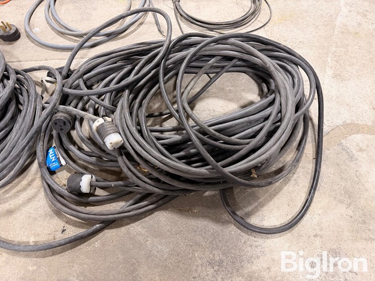 220v-power-cords-&-in-cab-monitors/wire-harnesses-image-9