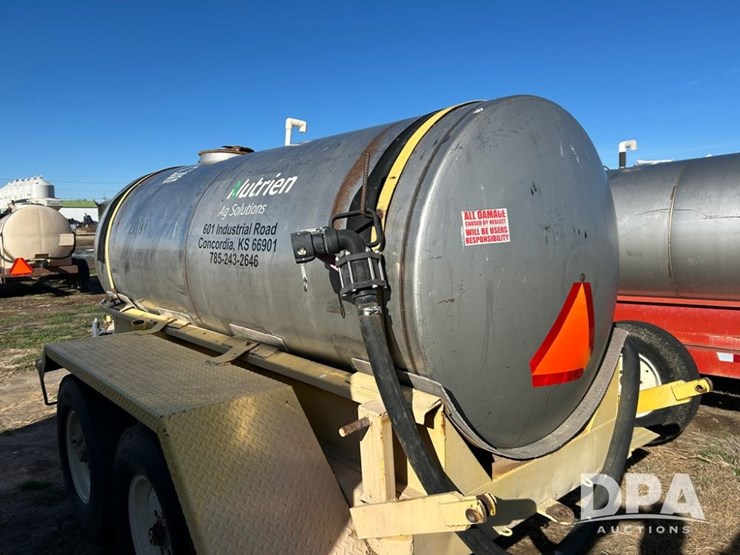 liquid-nurse-trailer-(cp1354,-tank-2087,-unit-92440)-image-4