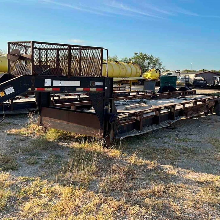 2011 SOUTHWEST GOOSENECK