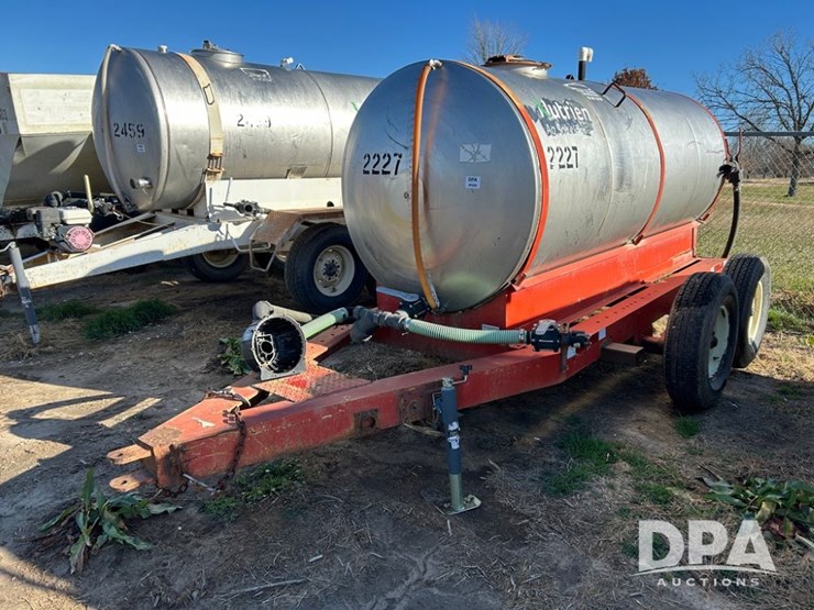 liquid-nurse-trailer-(cp1355,-tank-2227,-unit-92224)-image-1