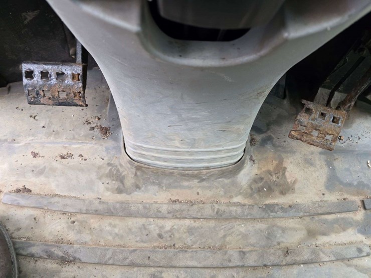 2009-caterpillar-906h-image-36