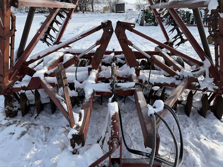 international-490-image-16