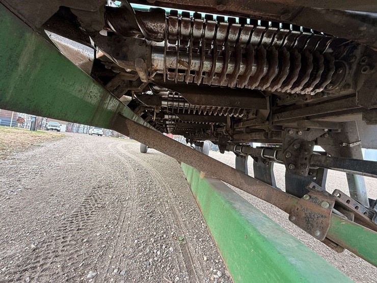 2004-geringhoff-12-row-20”-roto-disc-chopping-head,-comes-with-a-mauer-header-trailer,-stationary,-r-image-16