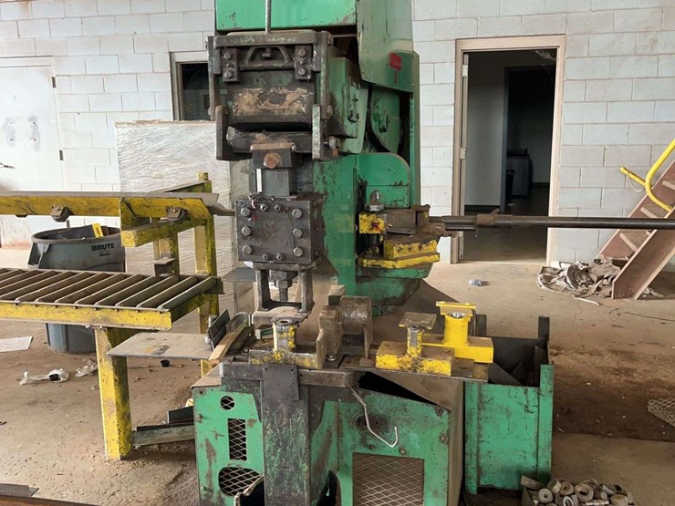 95-ton-uni-hydro-iron-worker-image-2