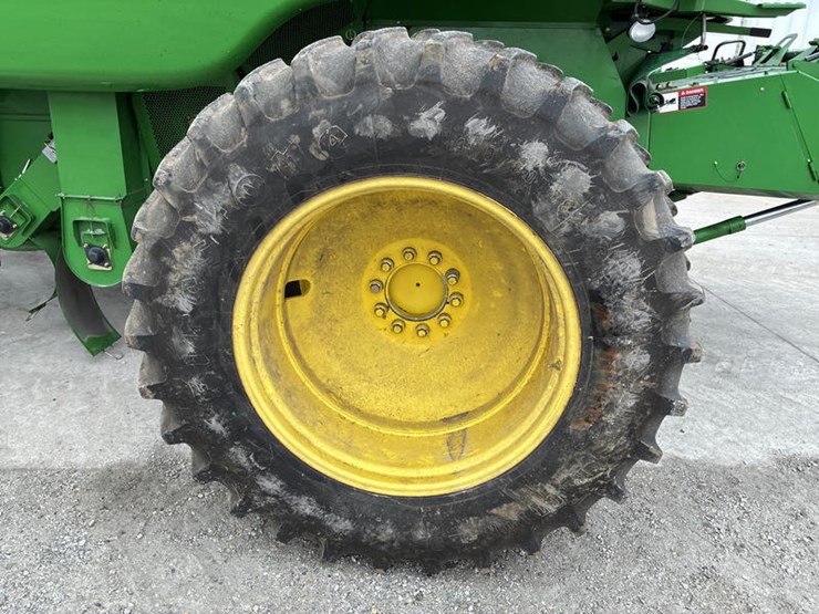 john-deere-9560-image-29