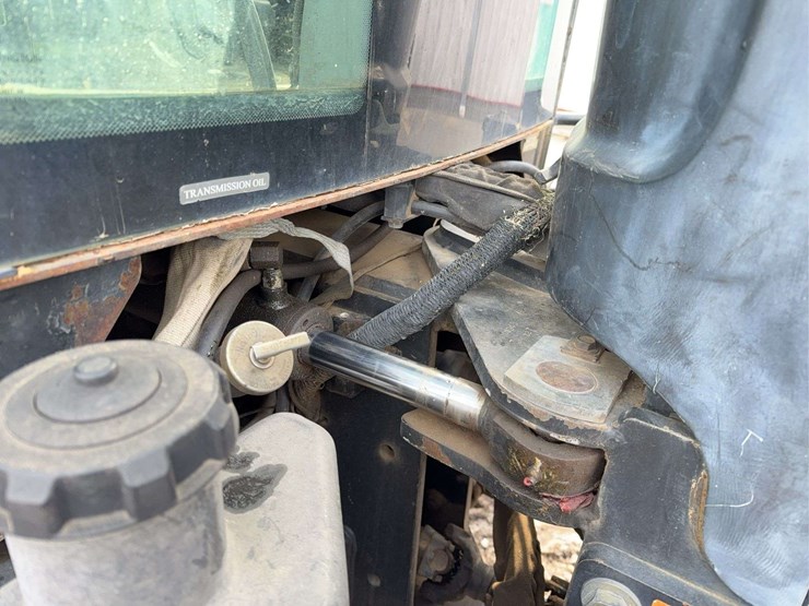 new-holland-tv145-image-29