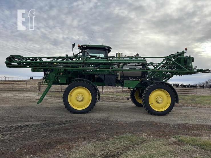 2017-john-deere-r4038-image-12
