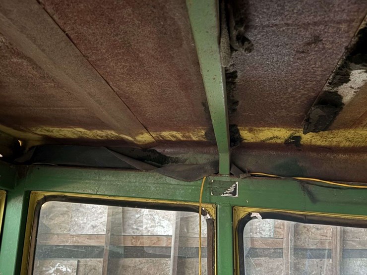 john-deere-3010-image-10