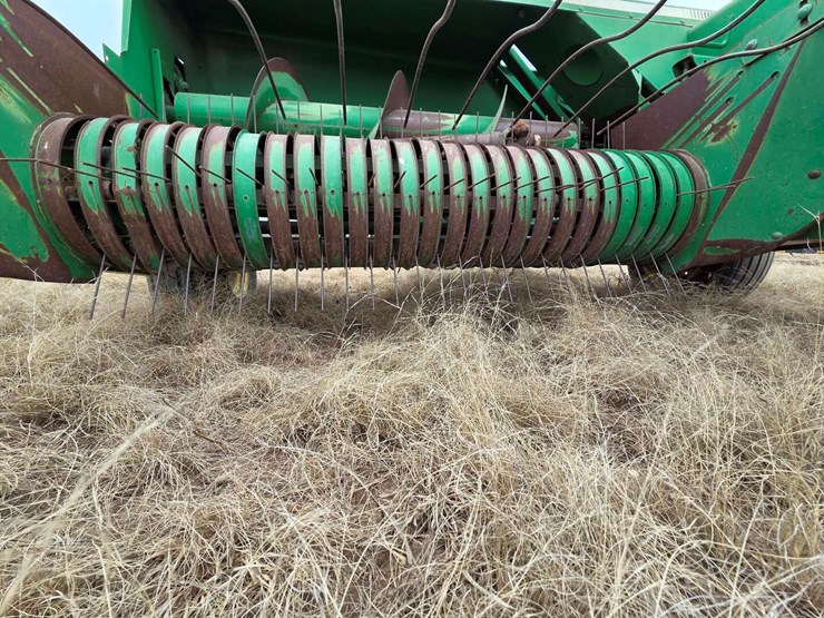 john-deere-348-image-5