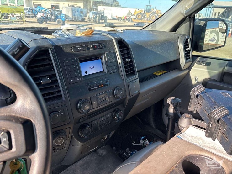 2018-ford-f150-image-15